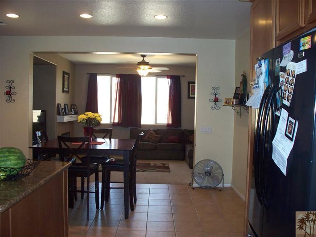 listing image 10996064445509086234