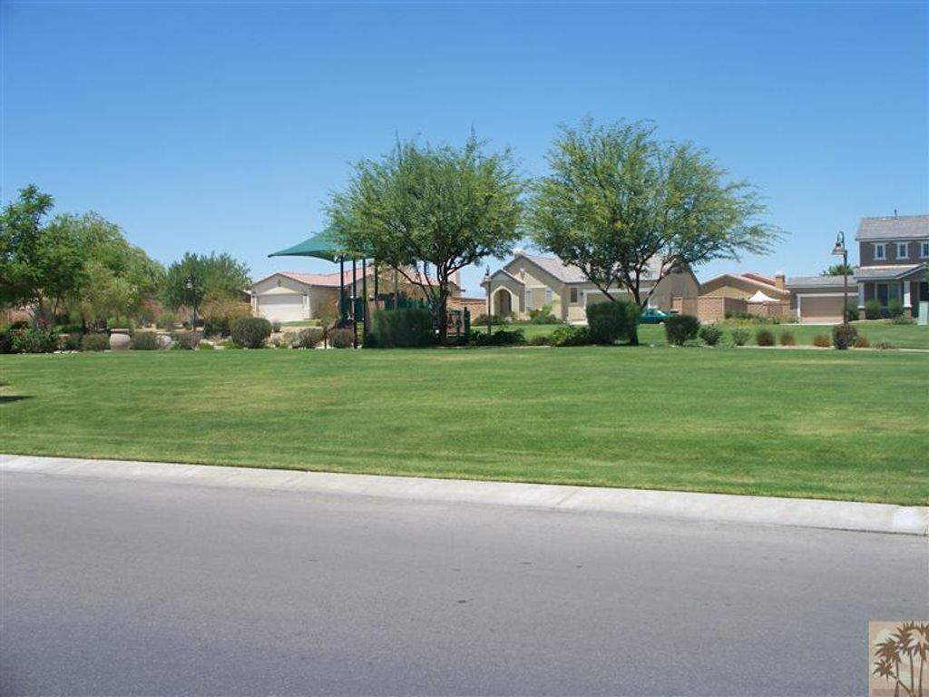listing image 10996470301733434660