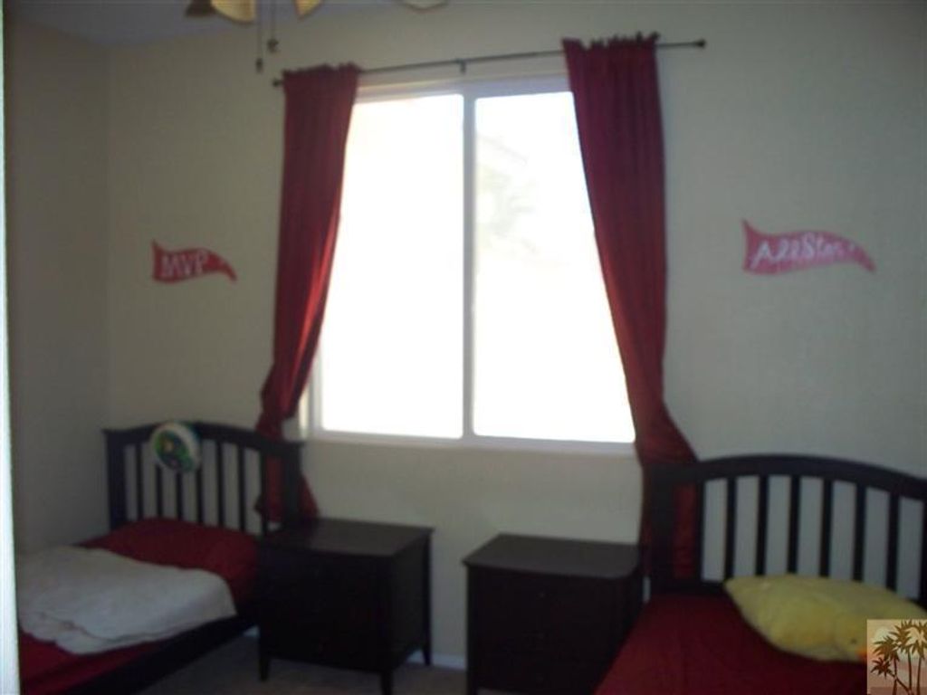 listing image 10998622349636169811