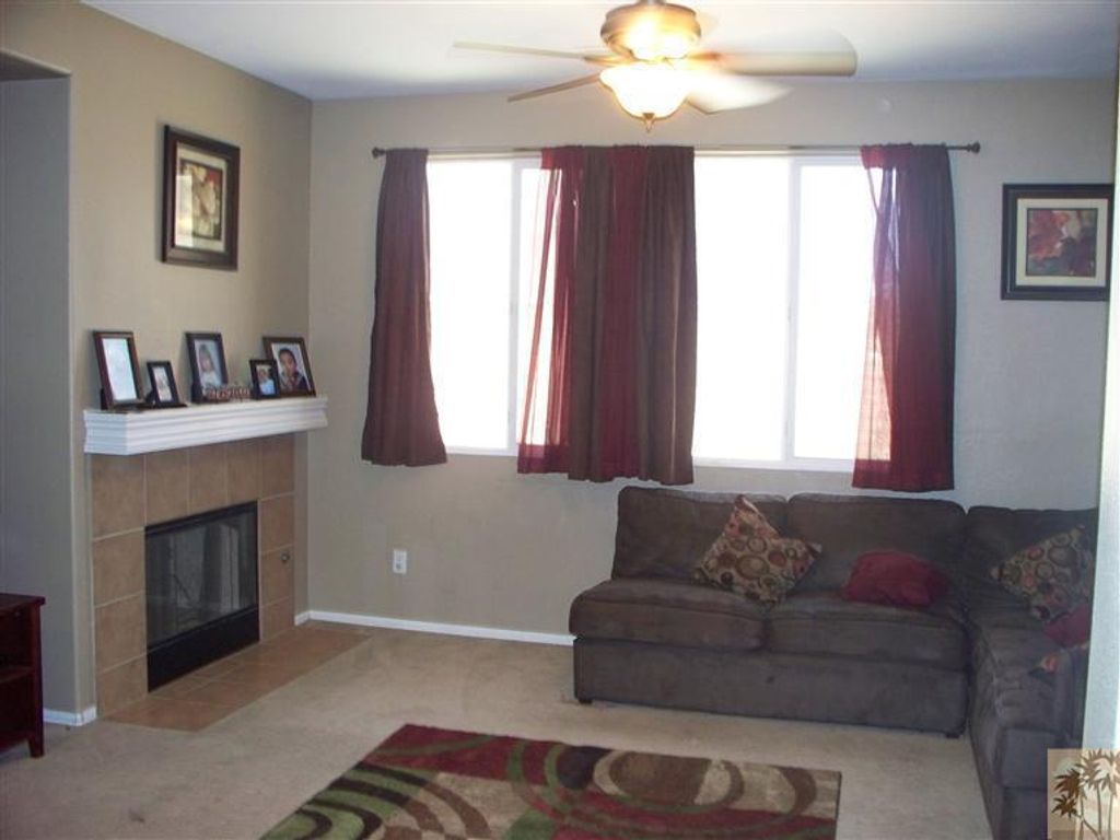 listing image 10991311311452192448