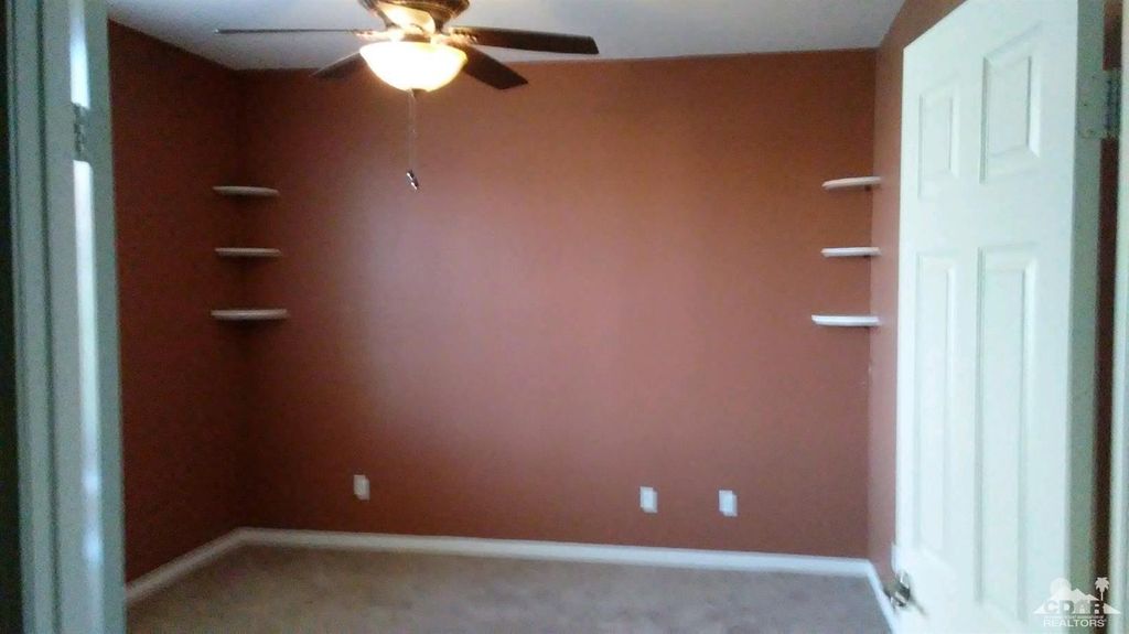 listing image 10992023765607170973