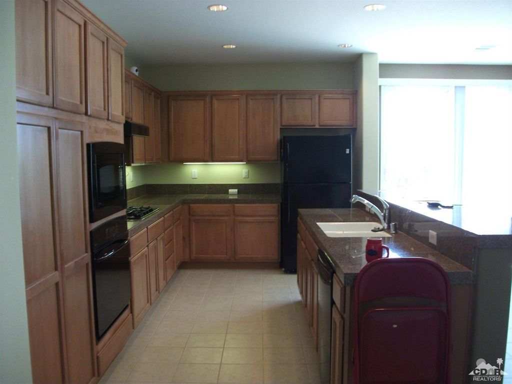 listing image 10999803854361975350