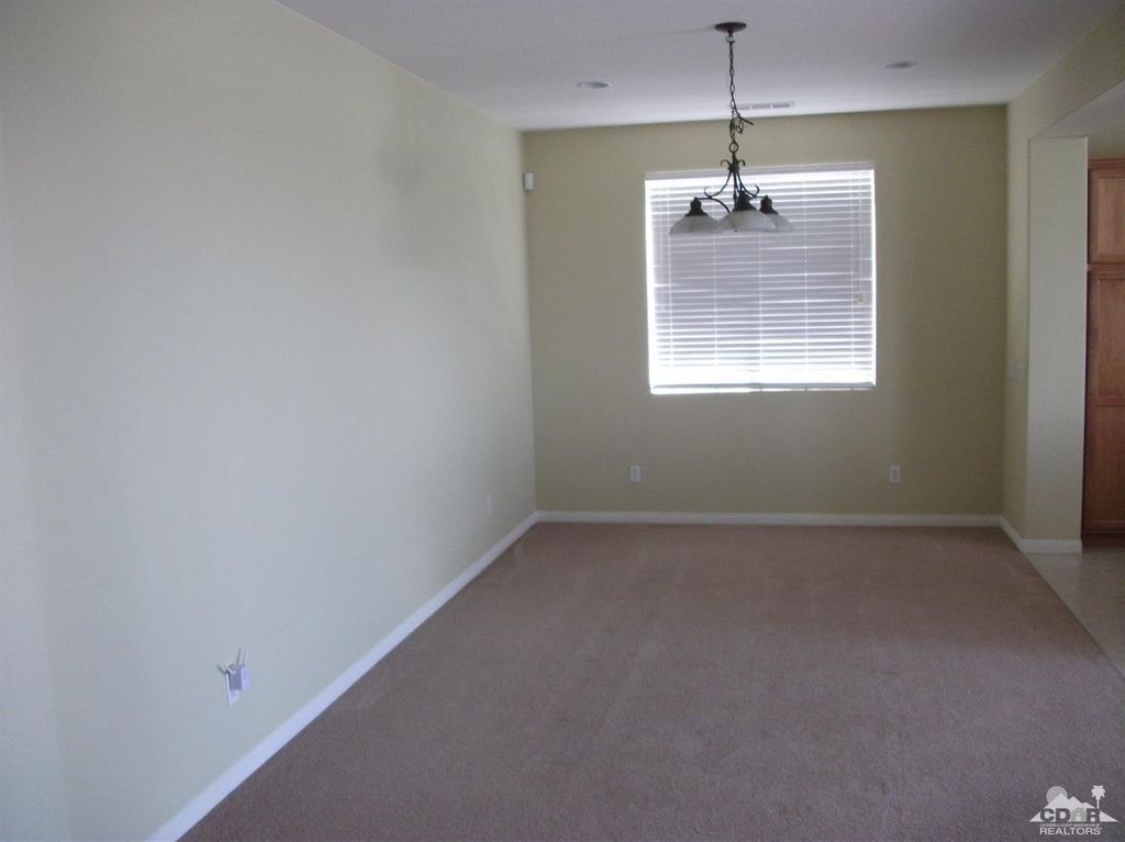 listing image 10994346174546274643