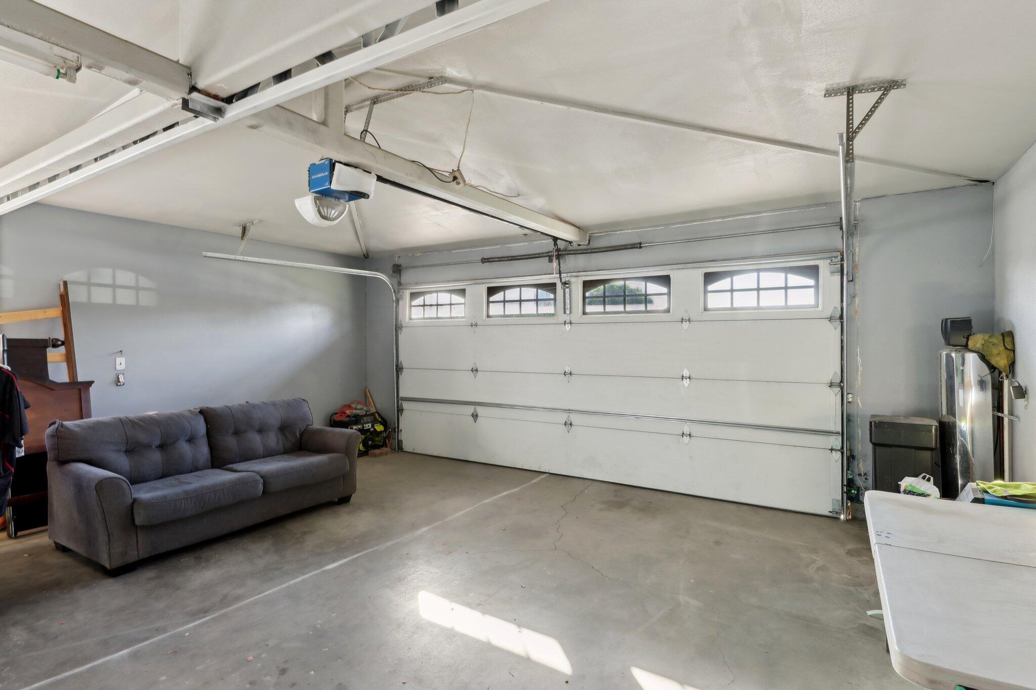 Indio, California 92201, United States, 3 Bedrooms Bedrooms, ,2 BathroomsBathrooms,Residential,Active,33070