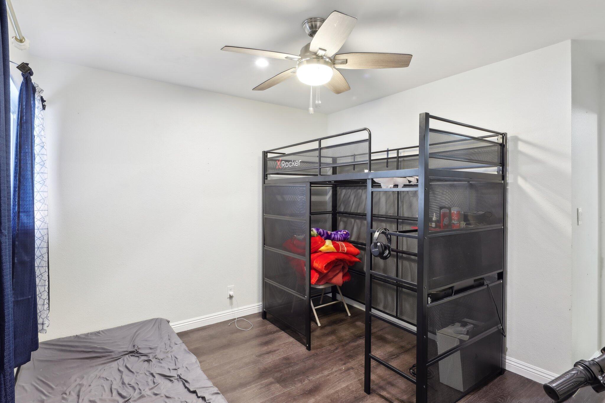 Indio, California 92201, United States, 3 Bedrooms Bedrooms, ,2 BathroomsBathrooms,Residential,Active,33070