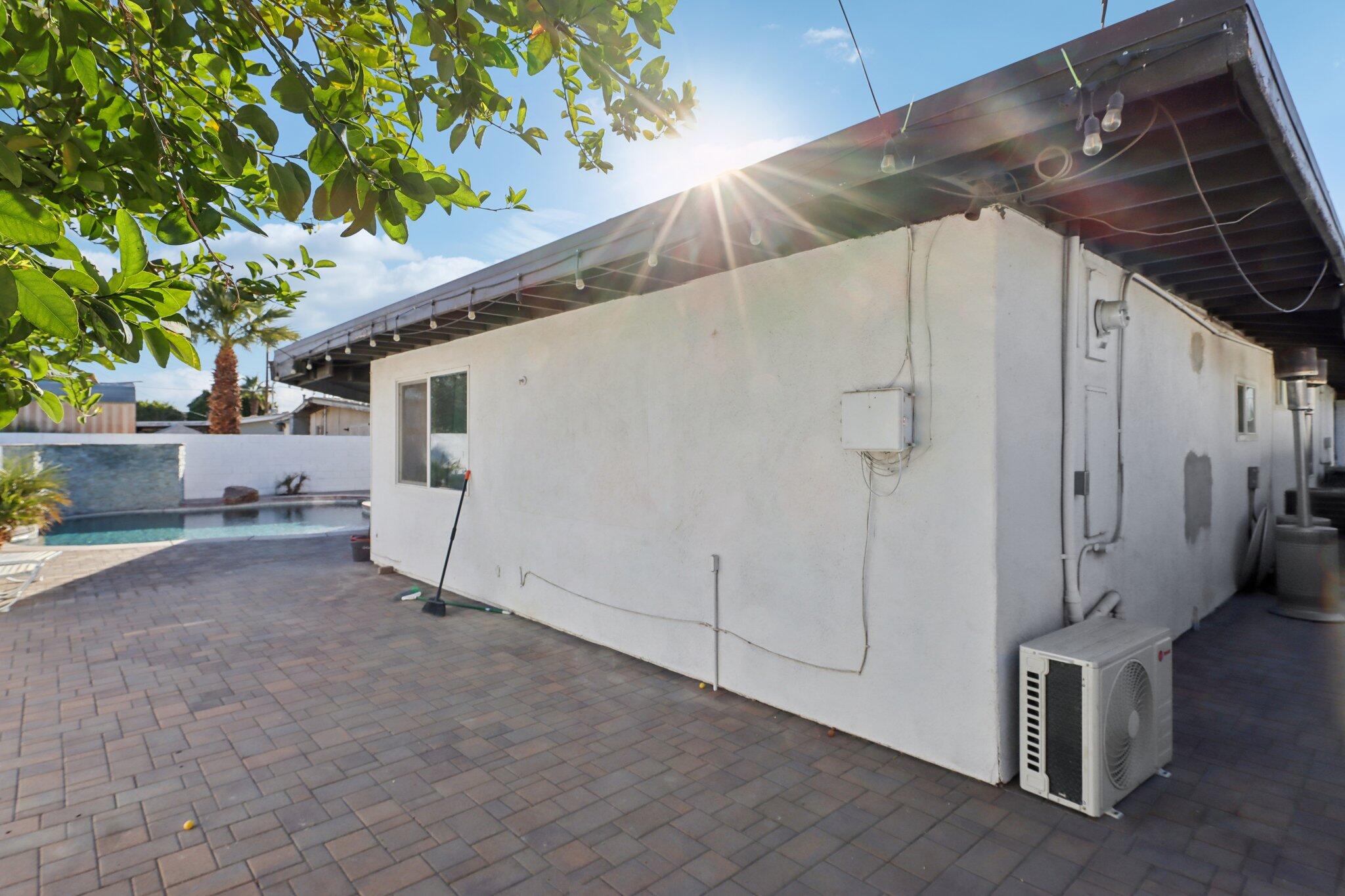 Indio, California 92201, United States, 3 Bedrooms Bedrooms, ,2 BathroomsBathrooms,Residential,Active,33070