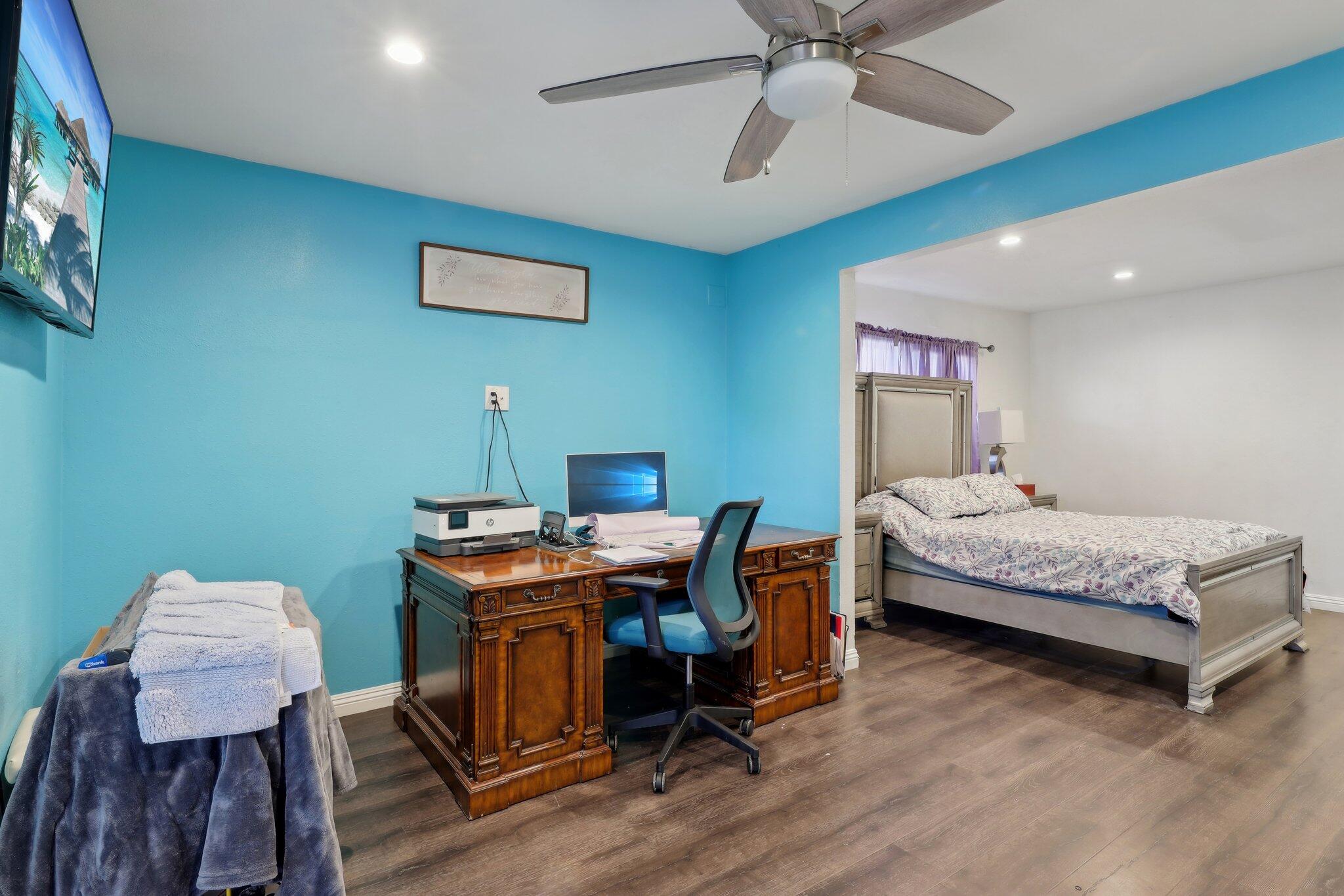 Indio, California 92201, United States, 3 Bedrooms Bedrooms, ,2 BathroomsBathrooms,Residential,Active,33070