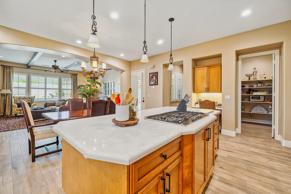 Rancho Mirage, California 92270, United States, 4 Bedrooms Bedrooms, ,4 BathroomsBathrooms,Residential,Active,157757