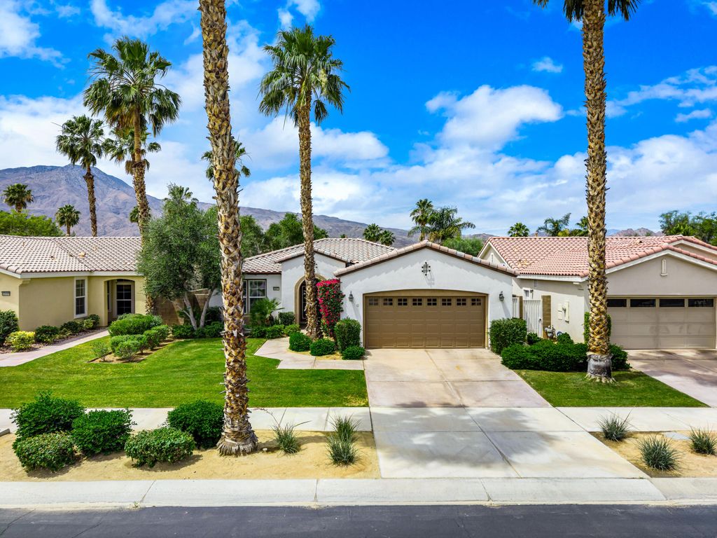 Photo of 60477 Desert Shadows Drive, La Quinta, CA 92253 (MLS # 219146863)