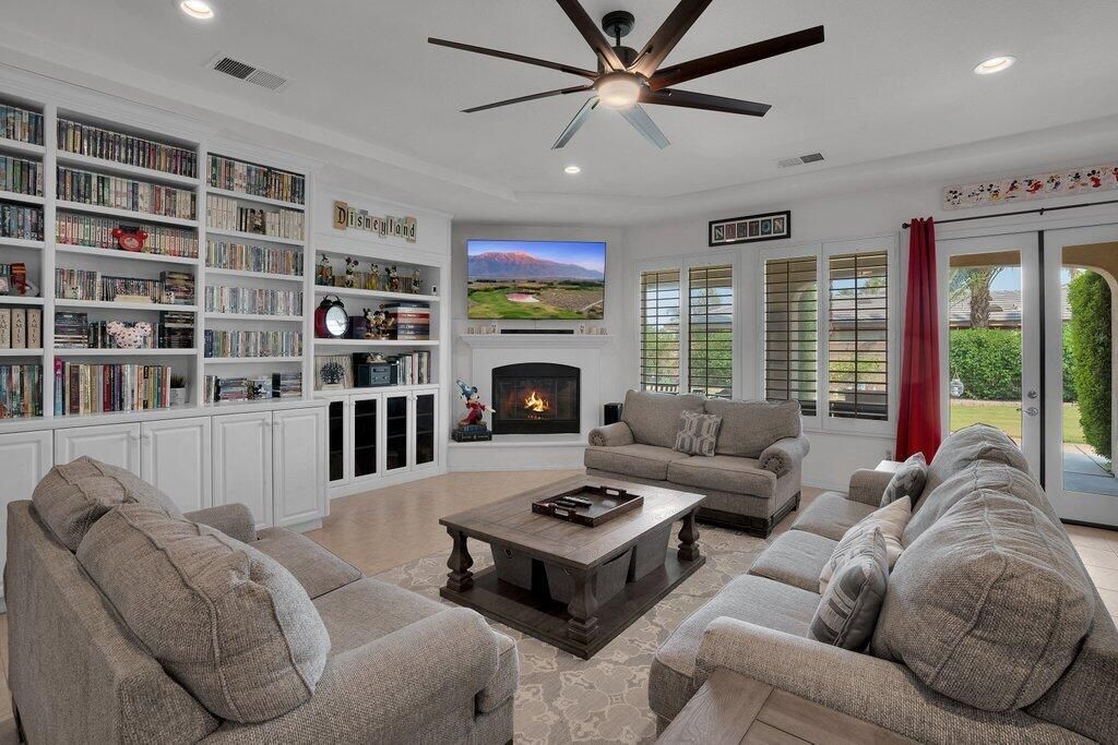 Photo of 79725 Corte Nuevo, La Quinta, CA 92253 (MLS # 219132890)