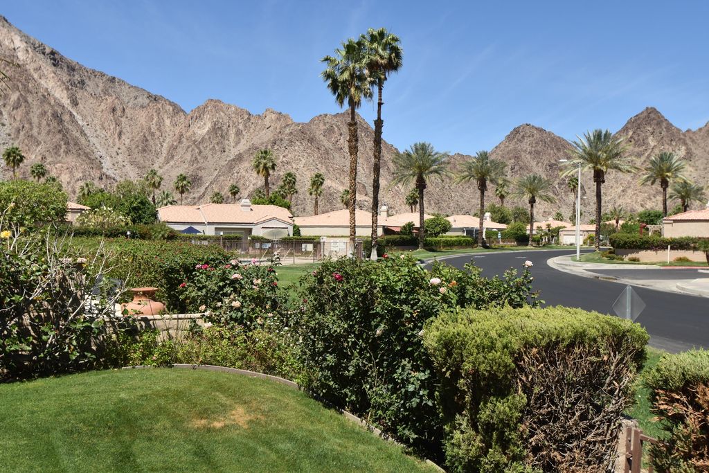 Photo of 48653 Paseo Tarazo, La Quinta, CA 92253 (MLS # 219145411)