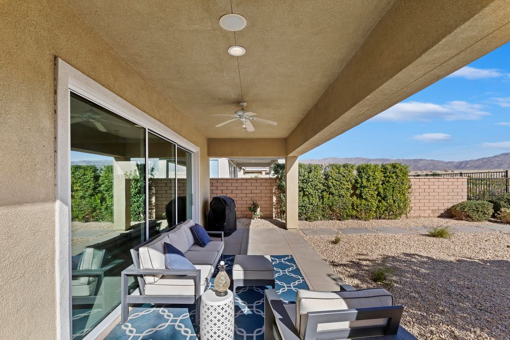 listing image 10991980674365496745