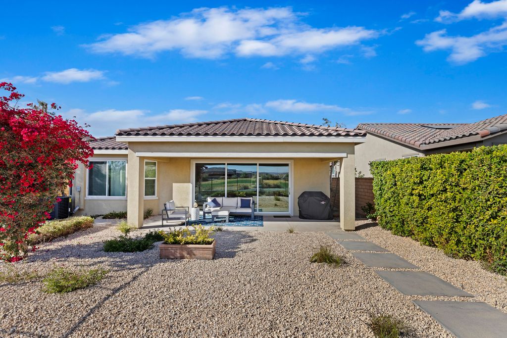 listing image 10995261861747749256