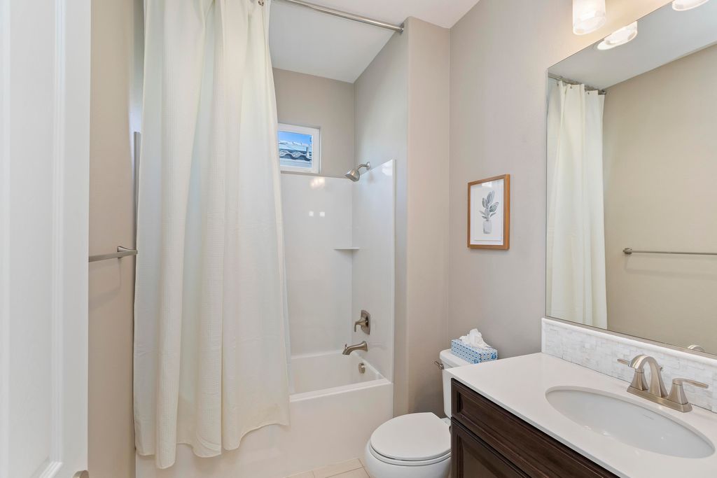 listing image 10992899910642313130