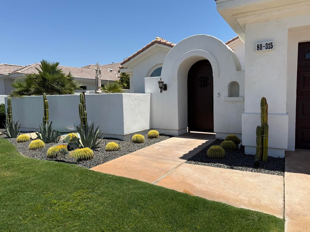 Photo of 80315 Via Valerosa, La Quinta, CA 92253 (MLS # 219135866)