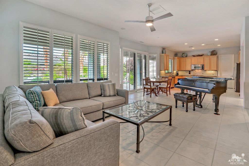 listing image 10998377180524455196