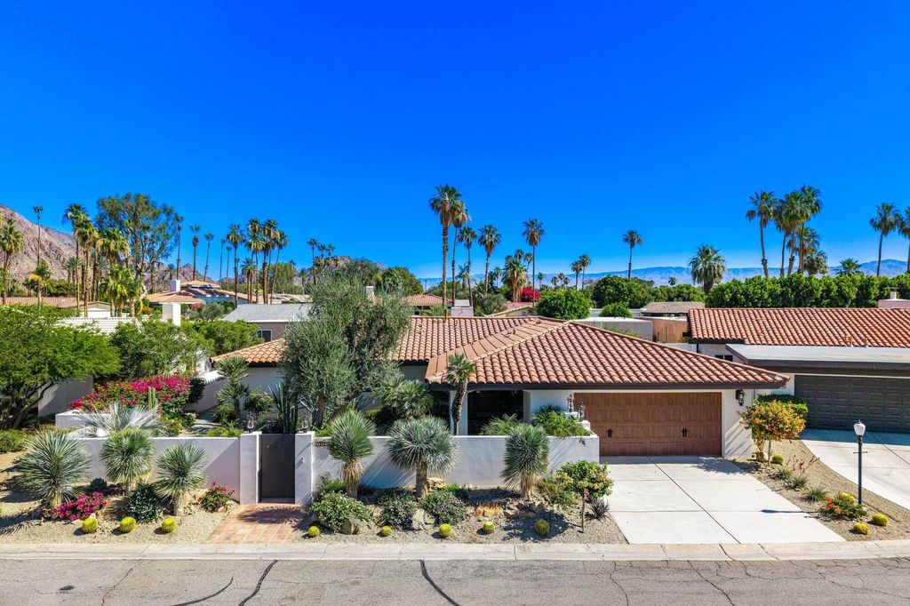 Photo of 78450 Calle Felipe, La Quinta, CA 92253 (MLS # 219148178)