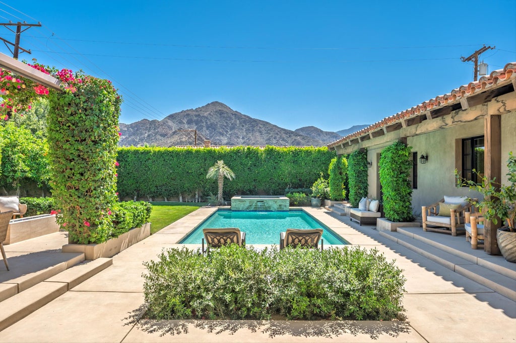 Photo of 78745 Avenue La Jarita, La Quinta, CA 92253 (MLS # 219148971)