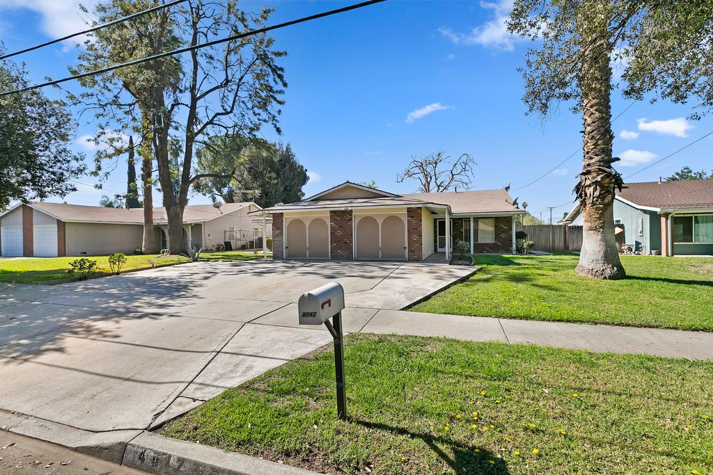 listing image 10996257966033108086