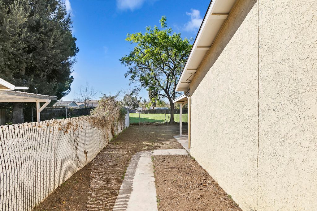 listing image 10992082937837988865
