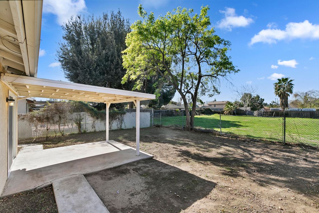 listing image 10997431575679995232