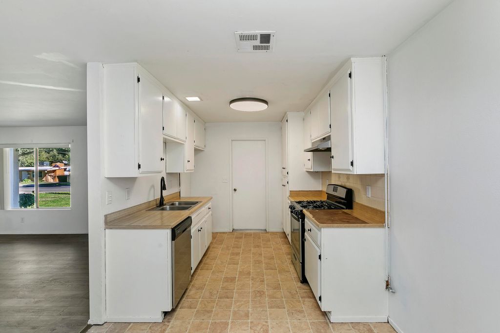 listing image 10999388957994102044