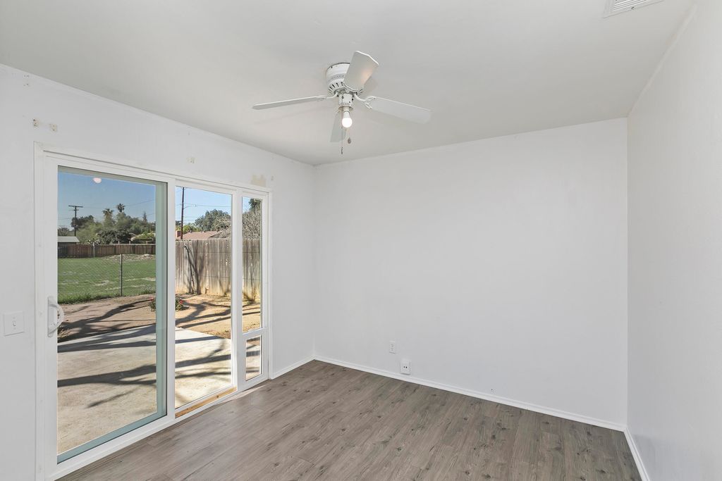 listing image 10994676004007715788