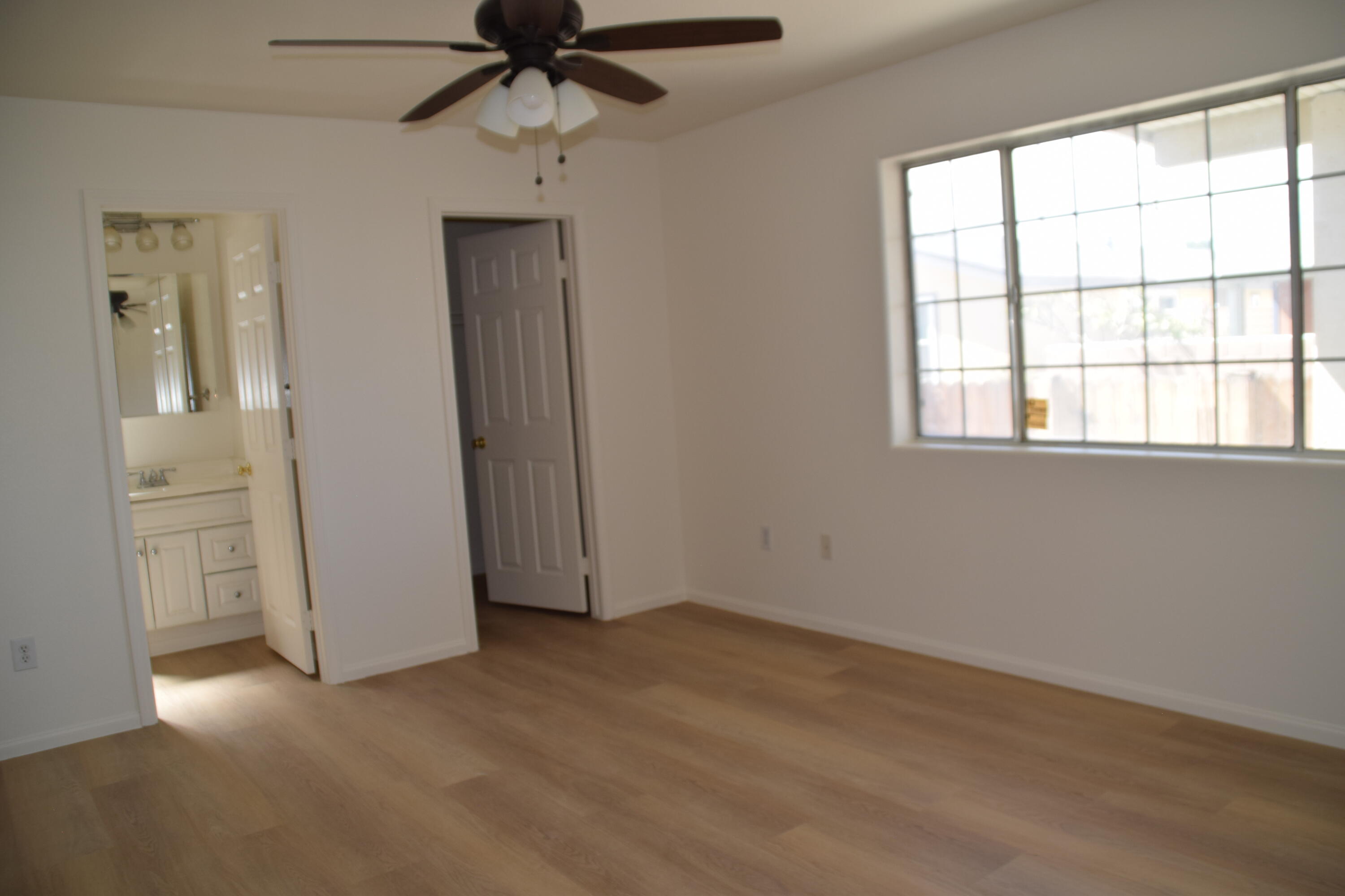 Indio, California 92201, United States, 2 Bedrooms Bedrooms, ,2 BathroomsBathrooms,Residential,Pending,128592