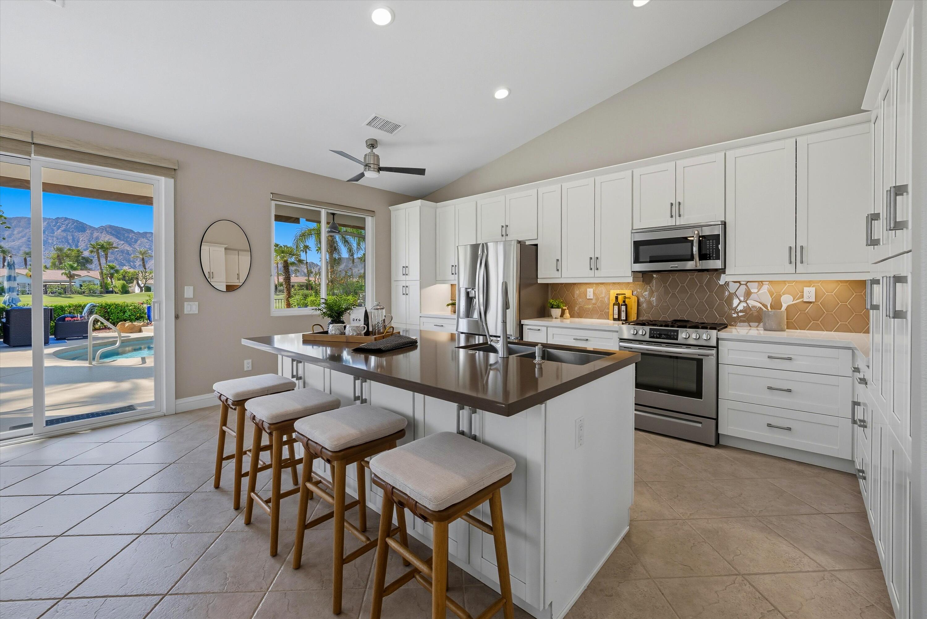 La Quinta, California 92253, United States, 4 Bedrooms Bedrooms, ,3 BathroomsBathrooms,Residential,Active,218484