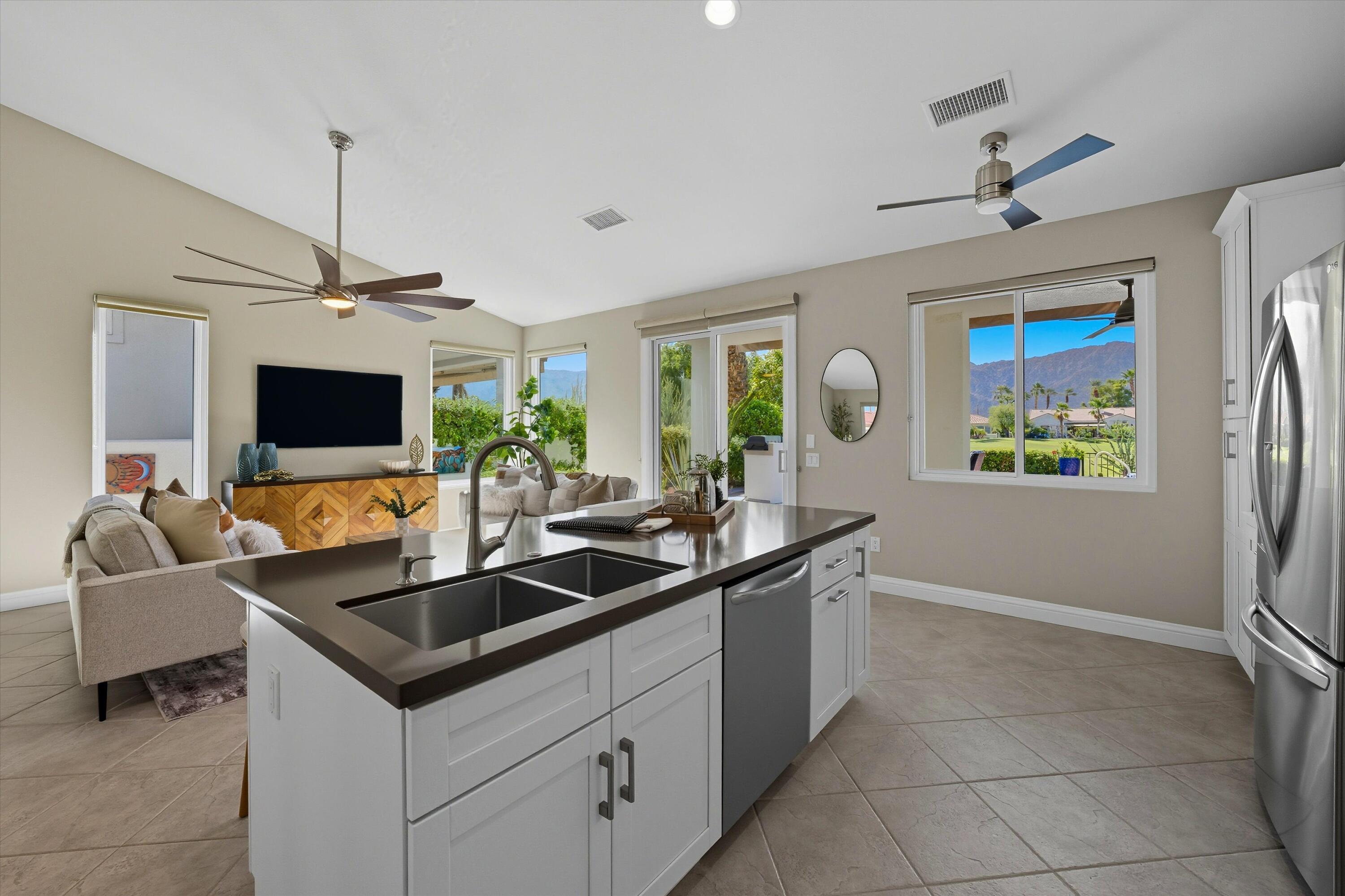 La Quinta, California 92253, United States, 4 Bedrooms Bedrooms, ,3 BathroomsBathrooms,Residential,Active,218484