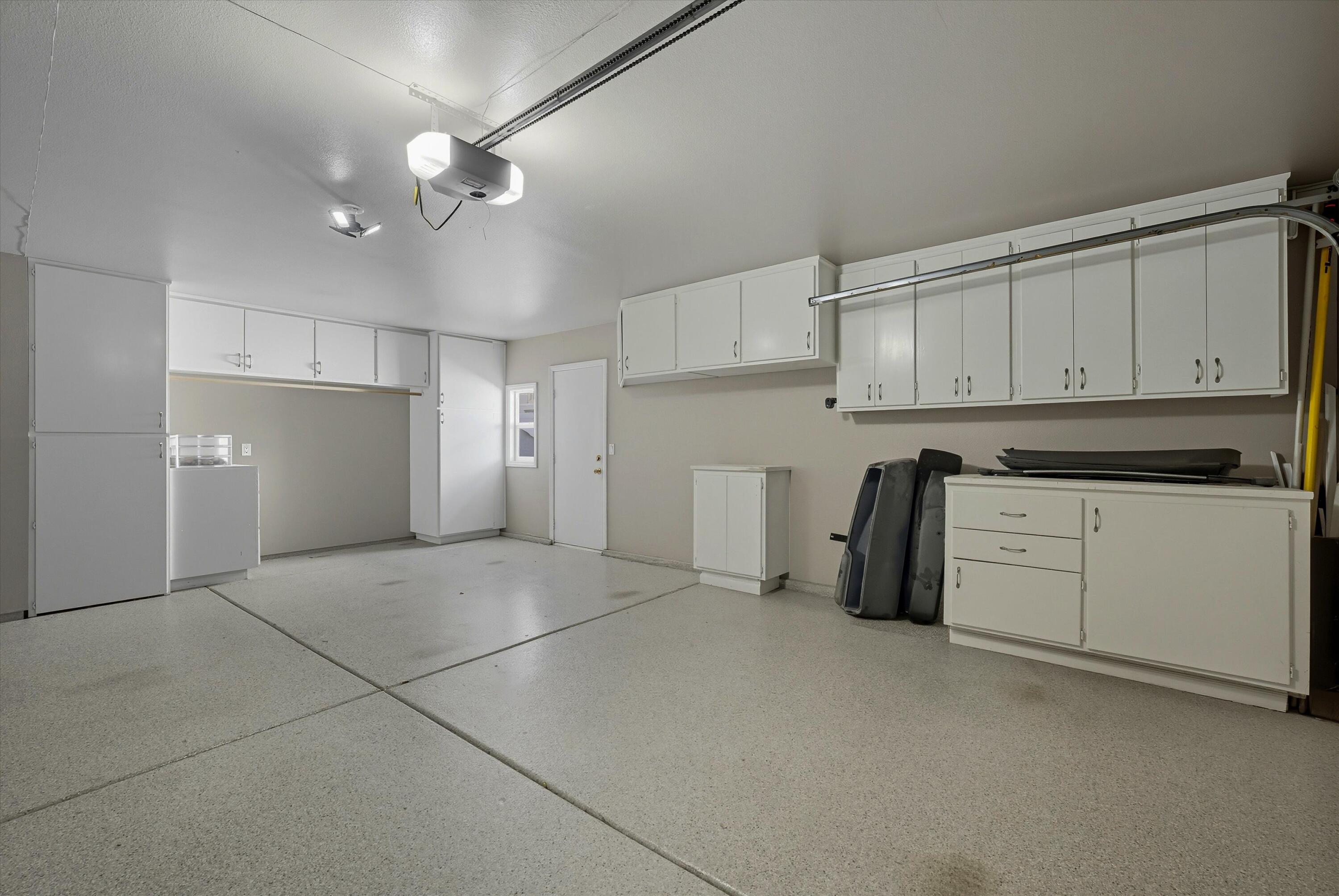 La Quinta, California 92253, United States, 4 Bedrooms Bedrooms, ,3 BathroomsBathrooms,Residential,Active,218484