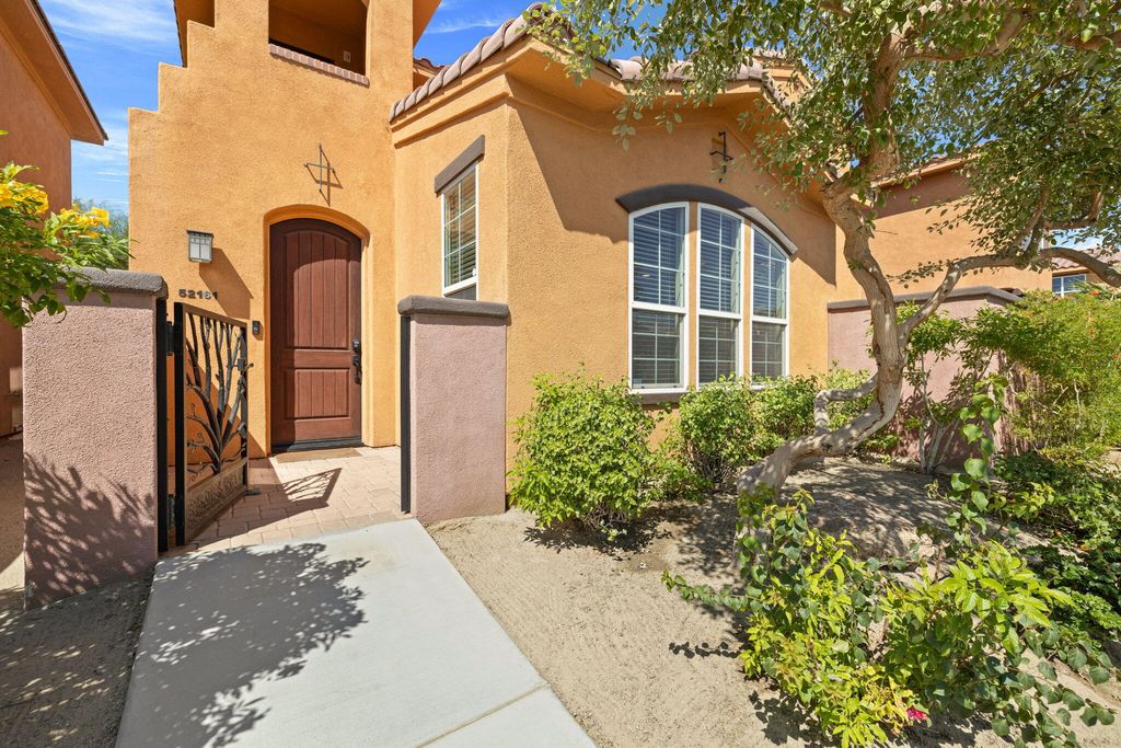 Photo of 52161 Rosewood Lane, La Quinta, CA 92253 (MLS # 219135462)
