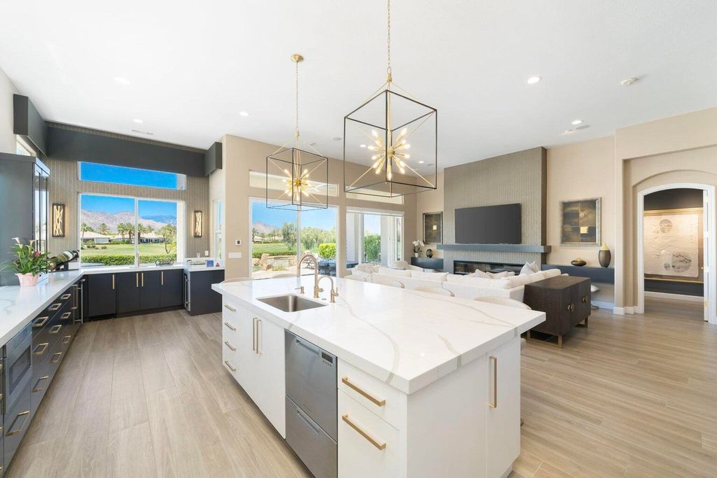 Photo of 51605 Via Sorrento, La Quinta, CA 92253 (MLS # 219135168)
