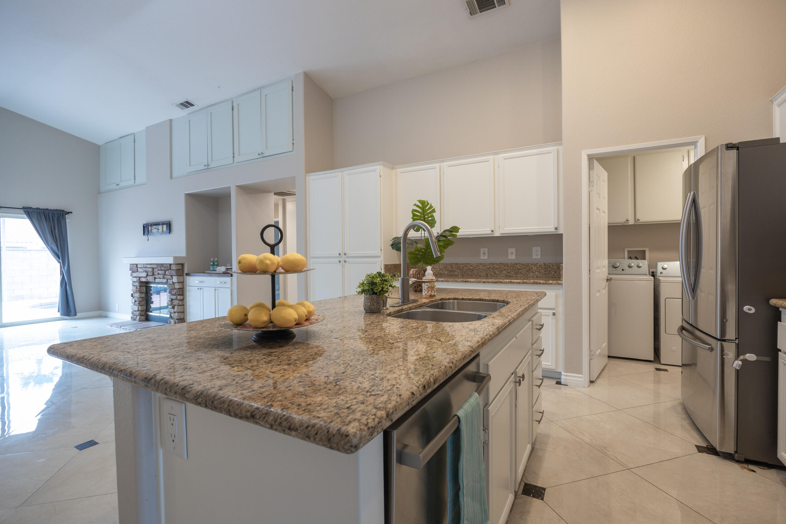 La Quinta, California 92253, United States, 3 Bedrooms Bedrooms, ,2 BathroomsBathrooms,Residential,Active,89876