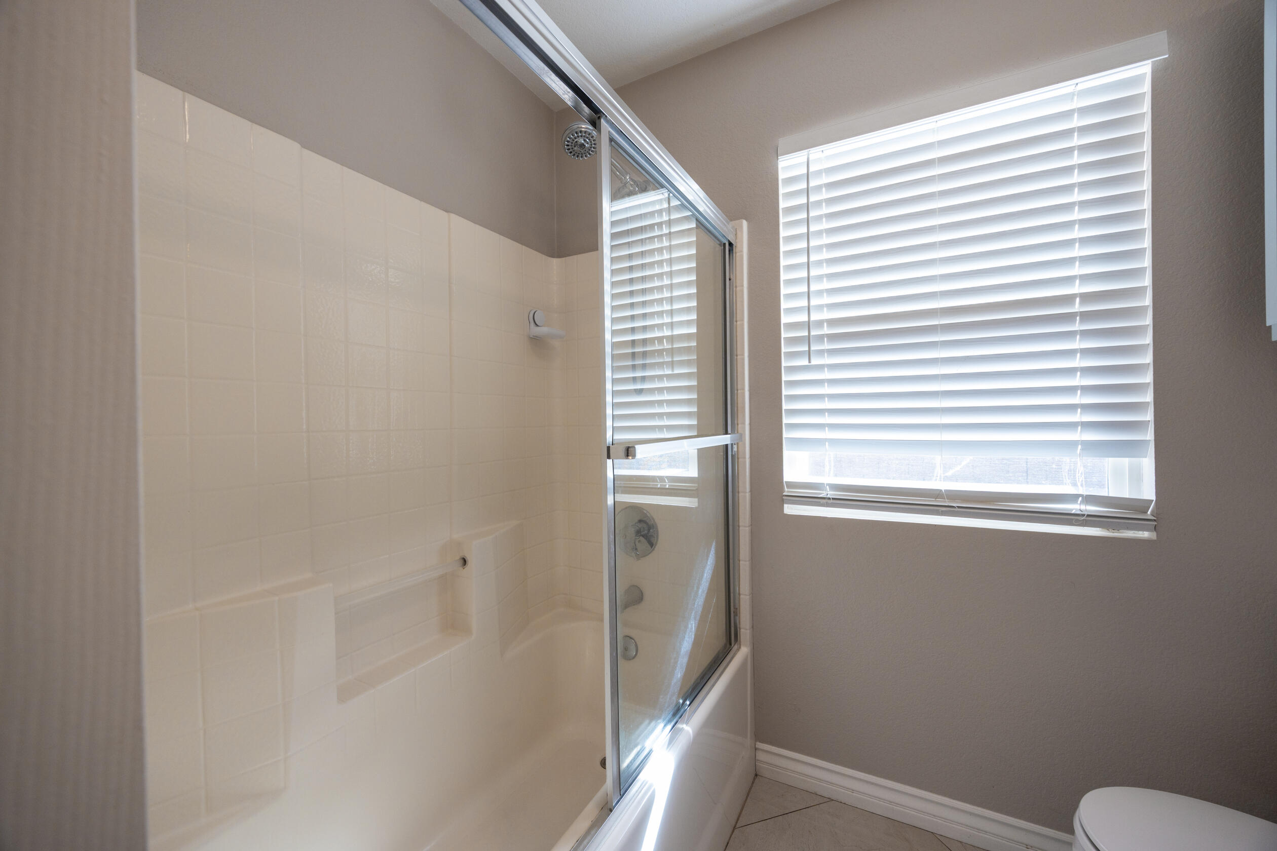 La Quinta, California 92253, United States, 3 Bedrooms Bedrooms, ,2 BathroomsBathrooms,Residential,Active,89876