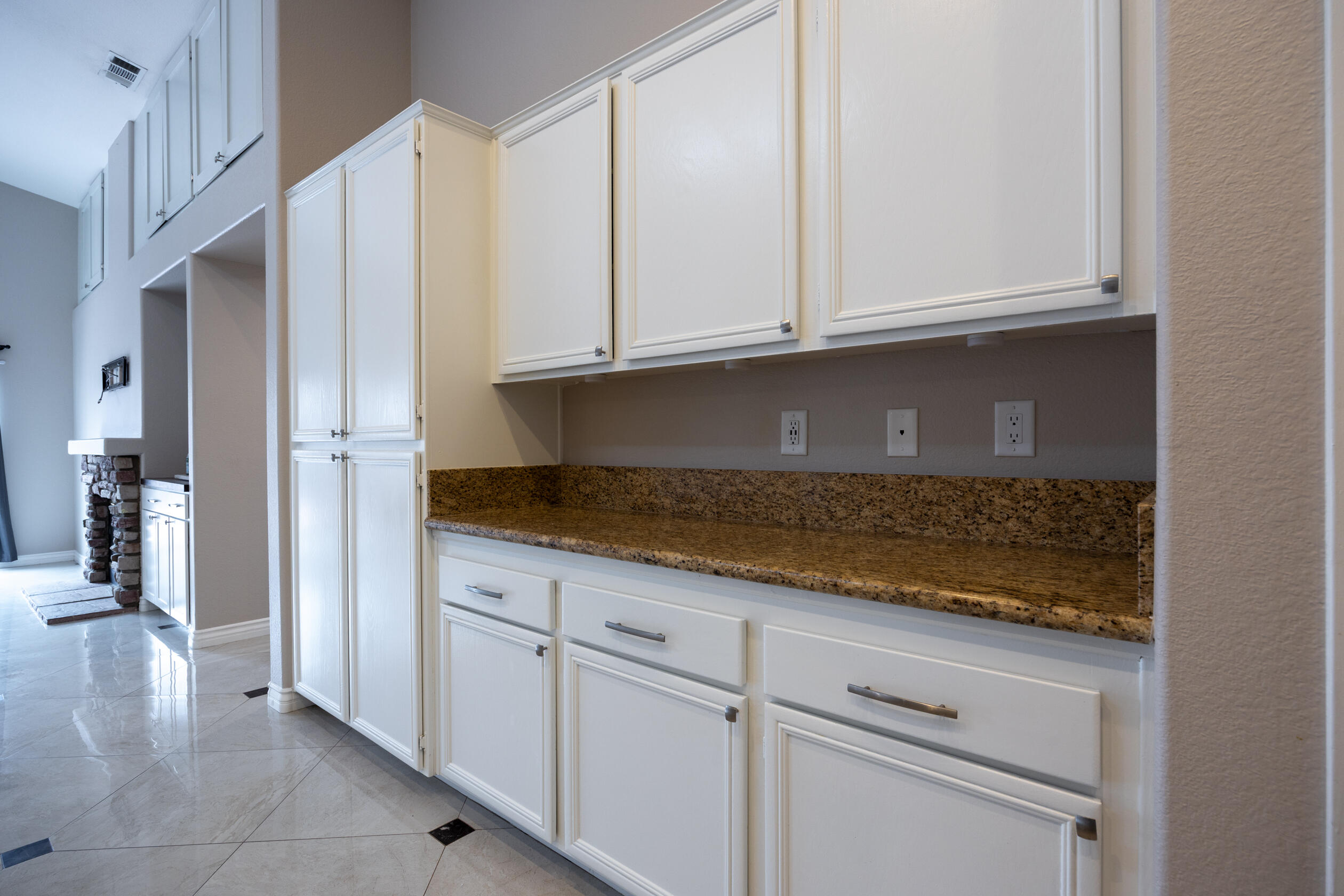 La Quinta, California 92253, United States, 3 Bedrooms Bedrooms, ,2 BathroomsBathrooms,Residential,Active,89876