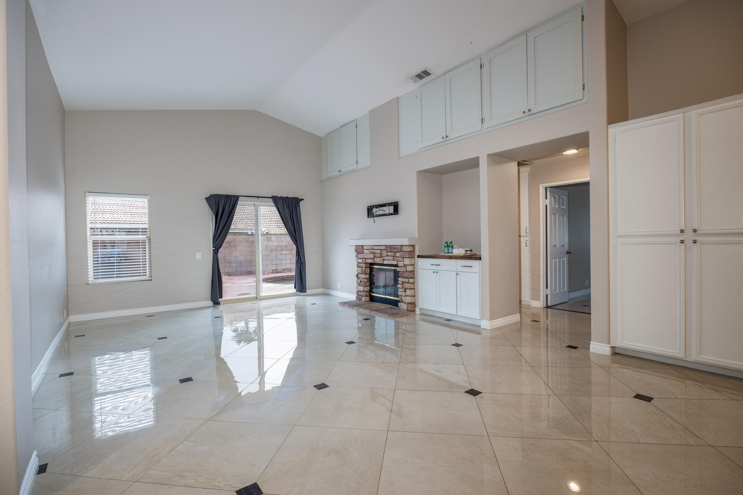 La Quinta, California 92253, United States, 3 Bedrooms Bedrooms, ,2 BathroomsBathrooms,Residential,Active,89876