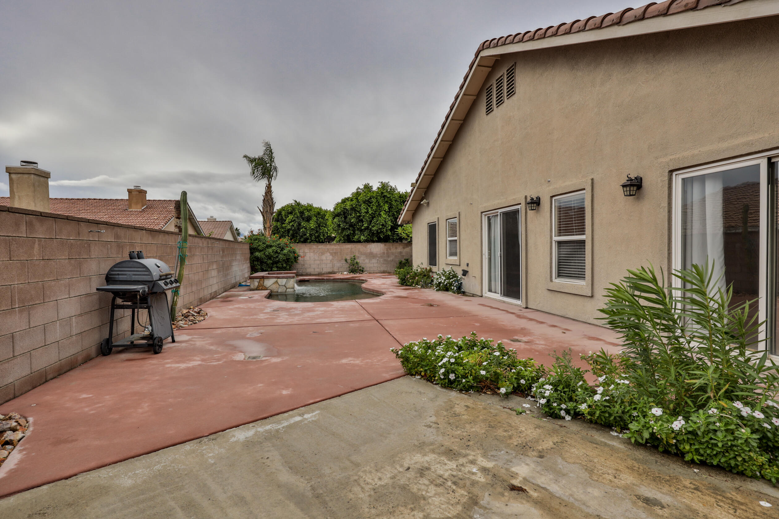 La Quinta, California 92253, United States, 3 Bedrooms Bedrooms, ,2 BathroomsBathrooms,Residential,Active,89876
