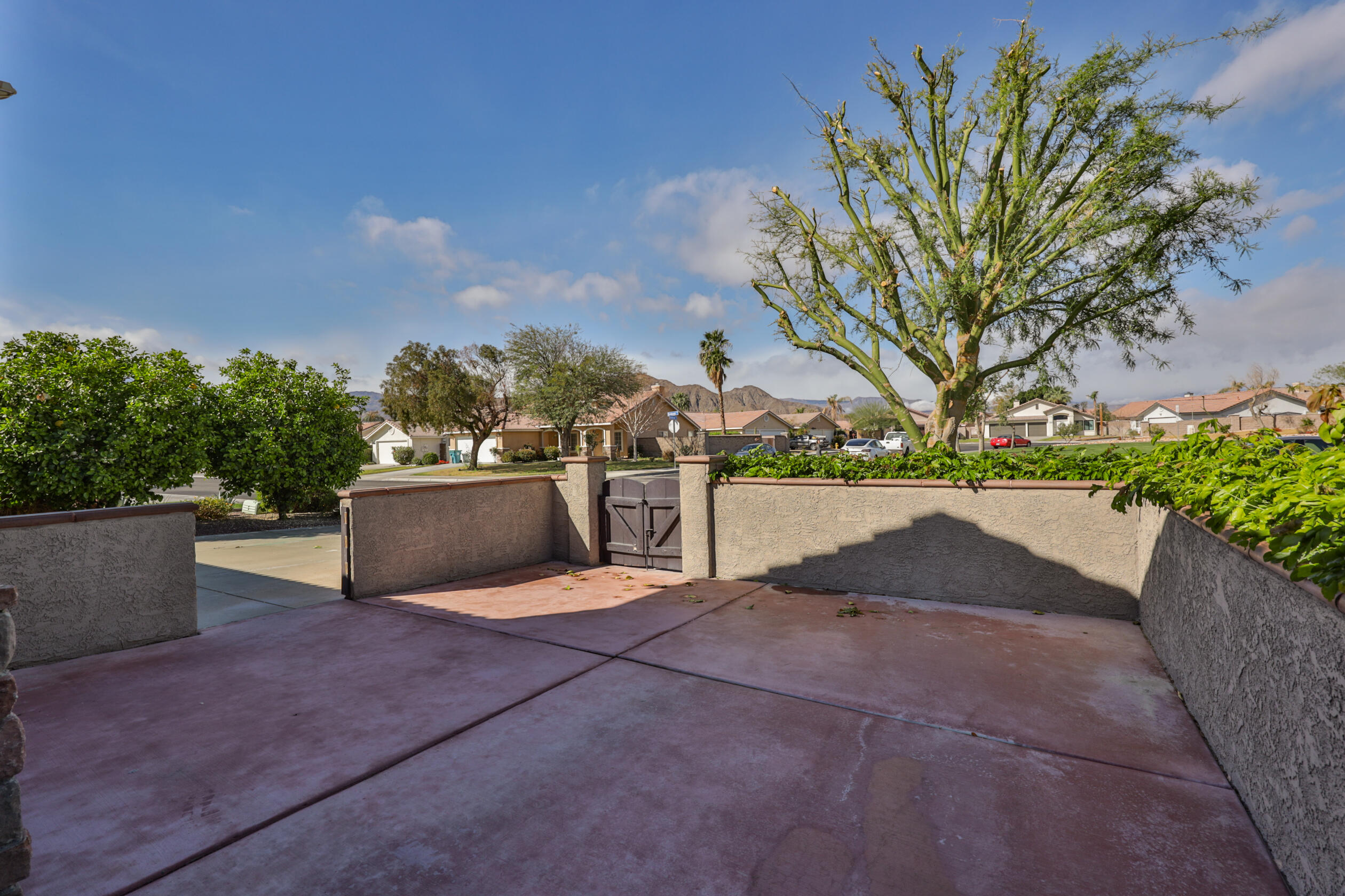 La Quinta, California 92253, United States, 3 Bedrooms Bedrooms, ,2 BathroomsBathrooms,Residential,Active,89876