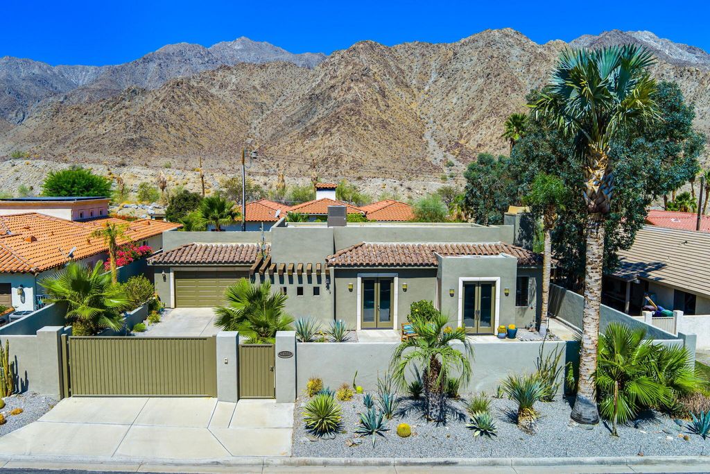 Photo of 54385 Avenida Madero, La Quinta, CA 92253 (MLS # 219131595)