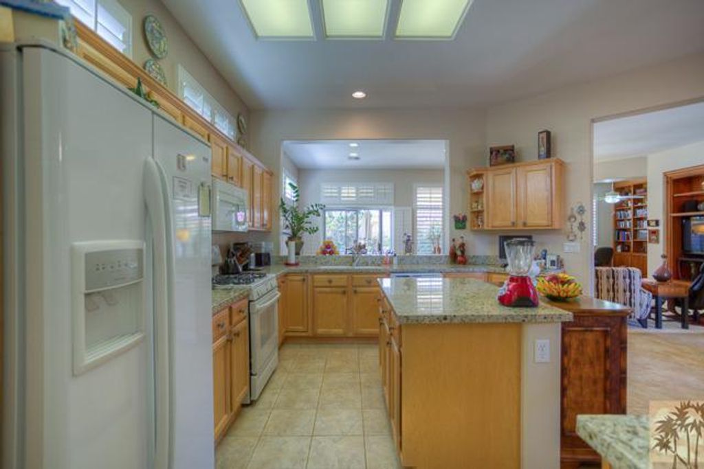 listing image 10997702895946089813