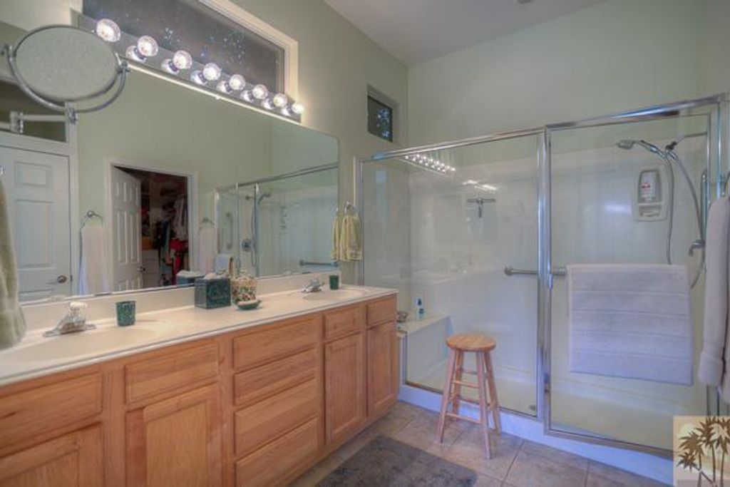 listing image 10995038942129858773