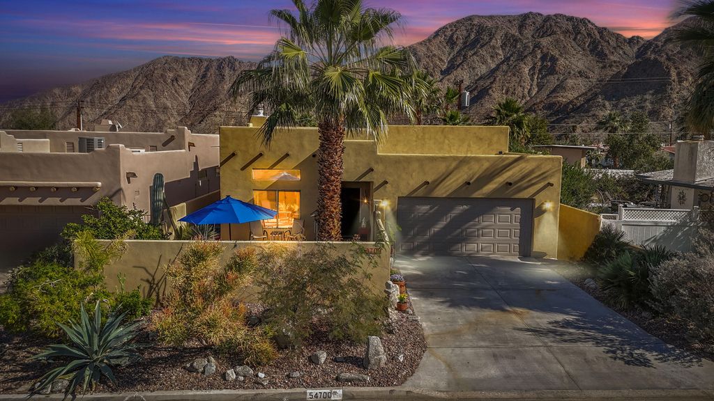 Photo of 54700 Avenida Alvarado, La Quinta, CA 92253 (MLS # 219142404)