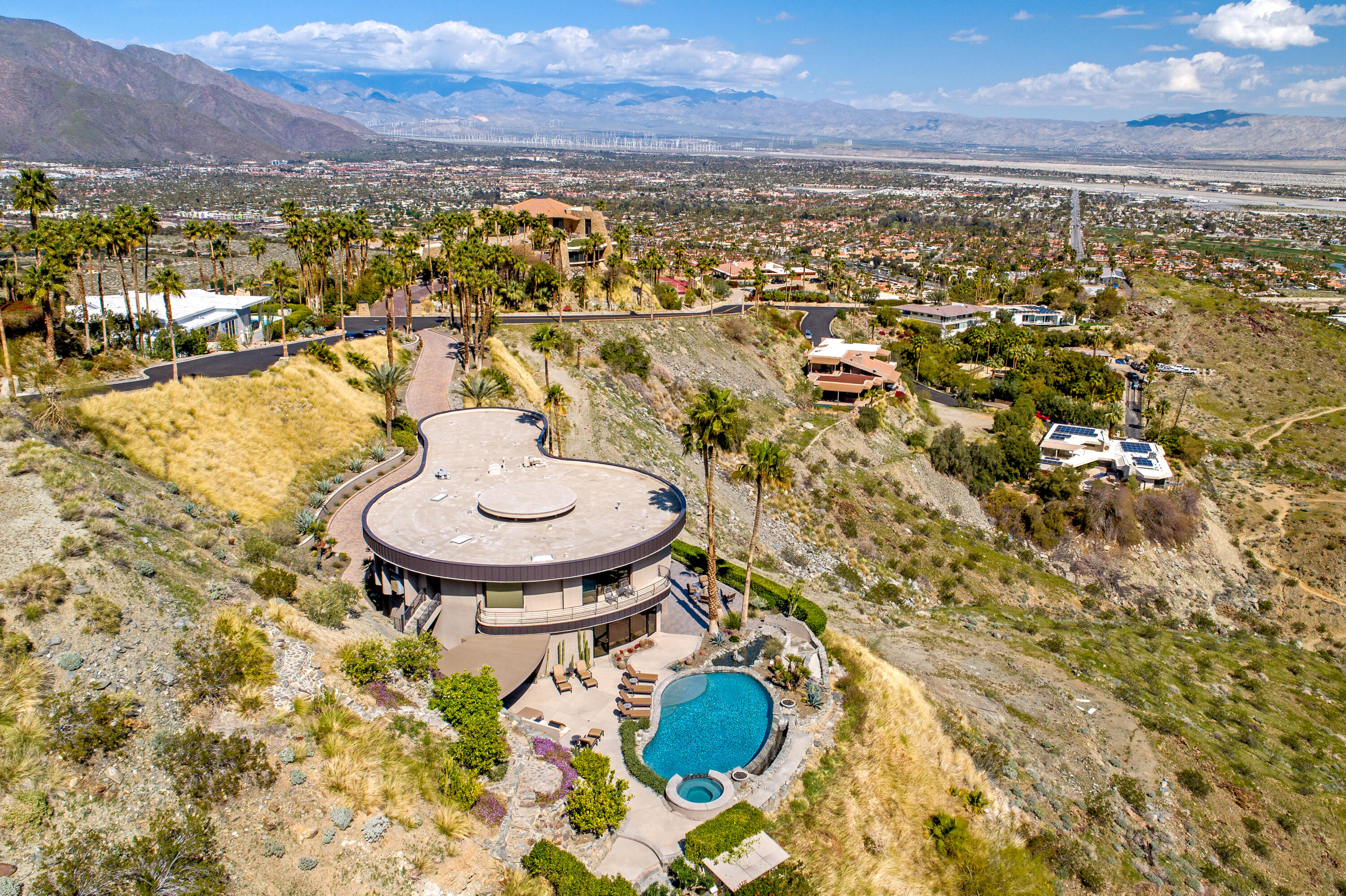 Palm Springs, California 92264, United States, 5 Bedrooms Bedrooms, ,8 BathroomsBathrooms,Residential,Active,37201