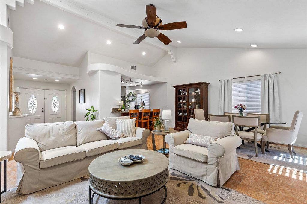 Photo of 53965 Avenida Madero, La Quinta, CA 92253 (MLS # 219143011)