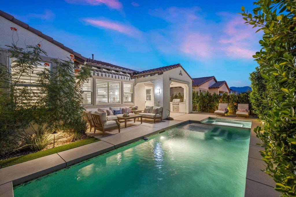 Photo of 51833 Via Santero, La Quinta, CA 92253 (MLS # 219139994)