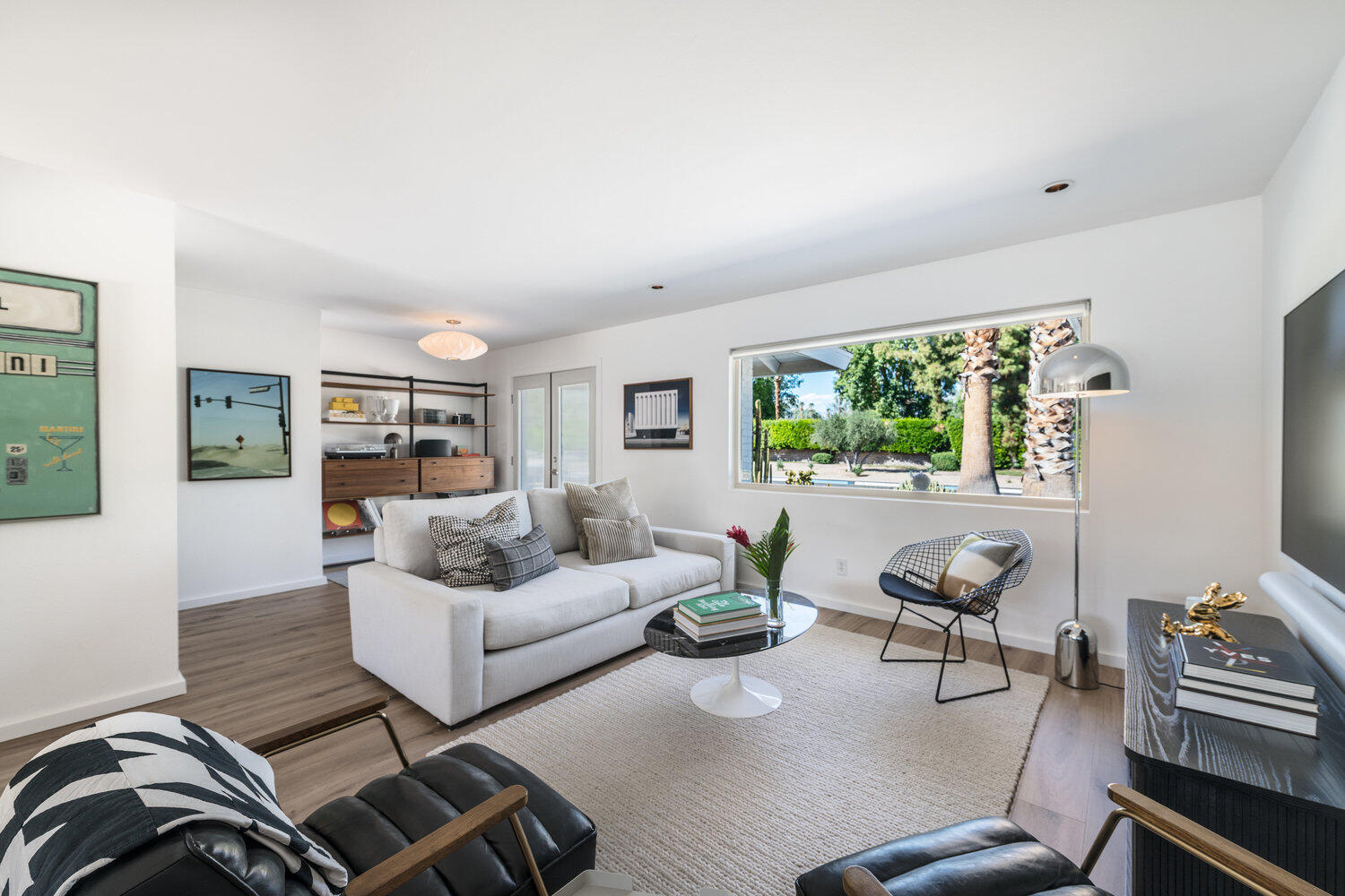 Palm Springs, California 92264, United States, 3 Bedrooms Bedrooms, ,2 BathroomsBathrooms,Residential,Active,241407