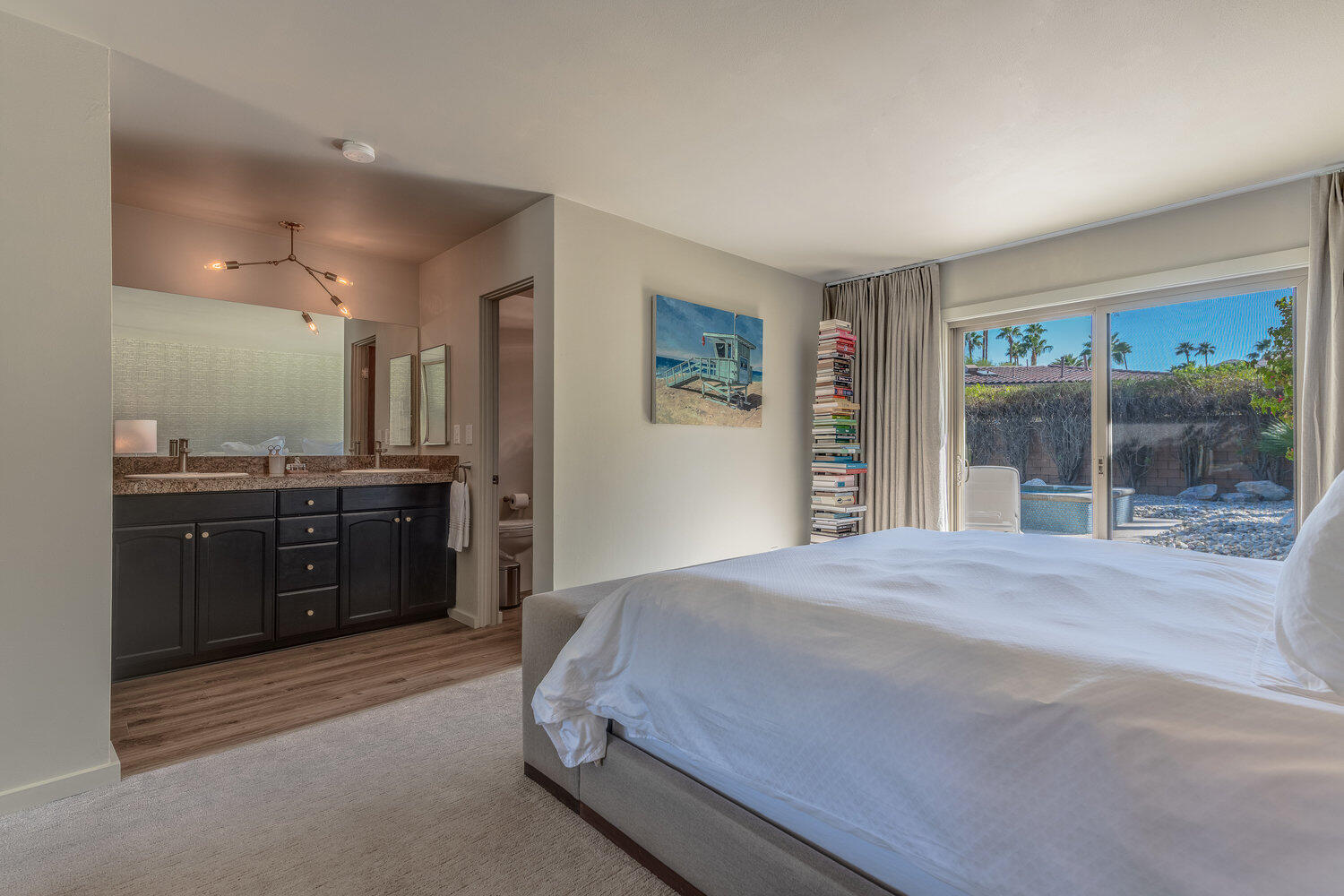 Palm Springs, California 92264, United States, 3 Bedrooms Bedrooms, ,2 BathroomsBathrooms,Residential,Active,241407