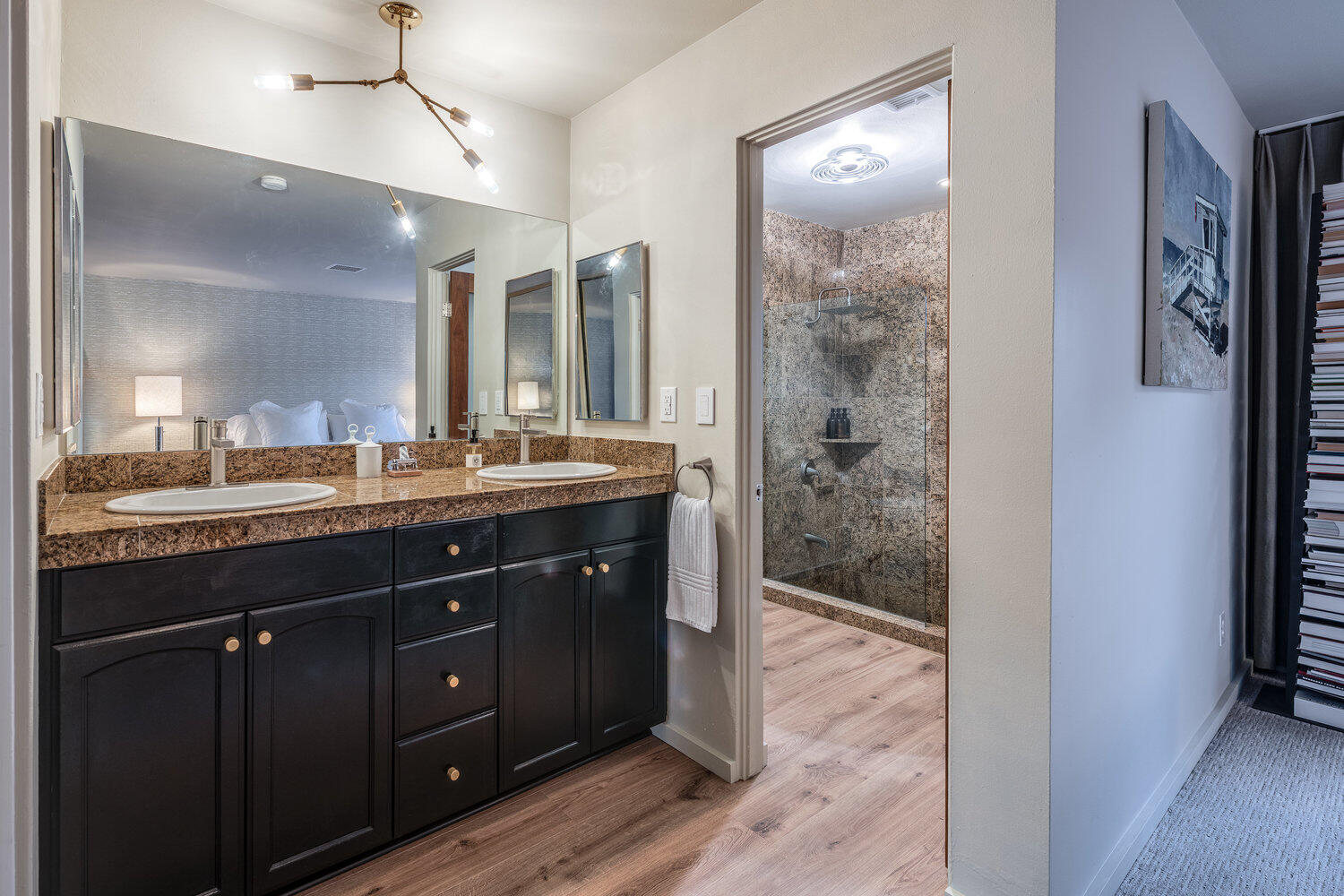 Palm Springs, California 92264, United States, 3 Bedrooms Bedrooms, ,2 BathroomsBathrooms,Residential,Active,241407