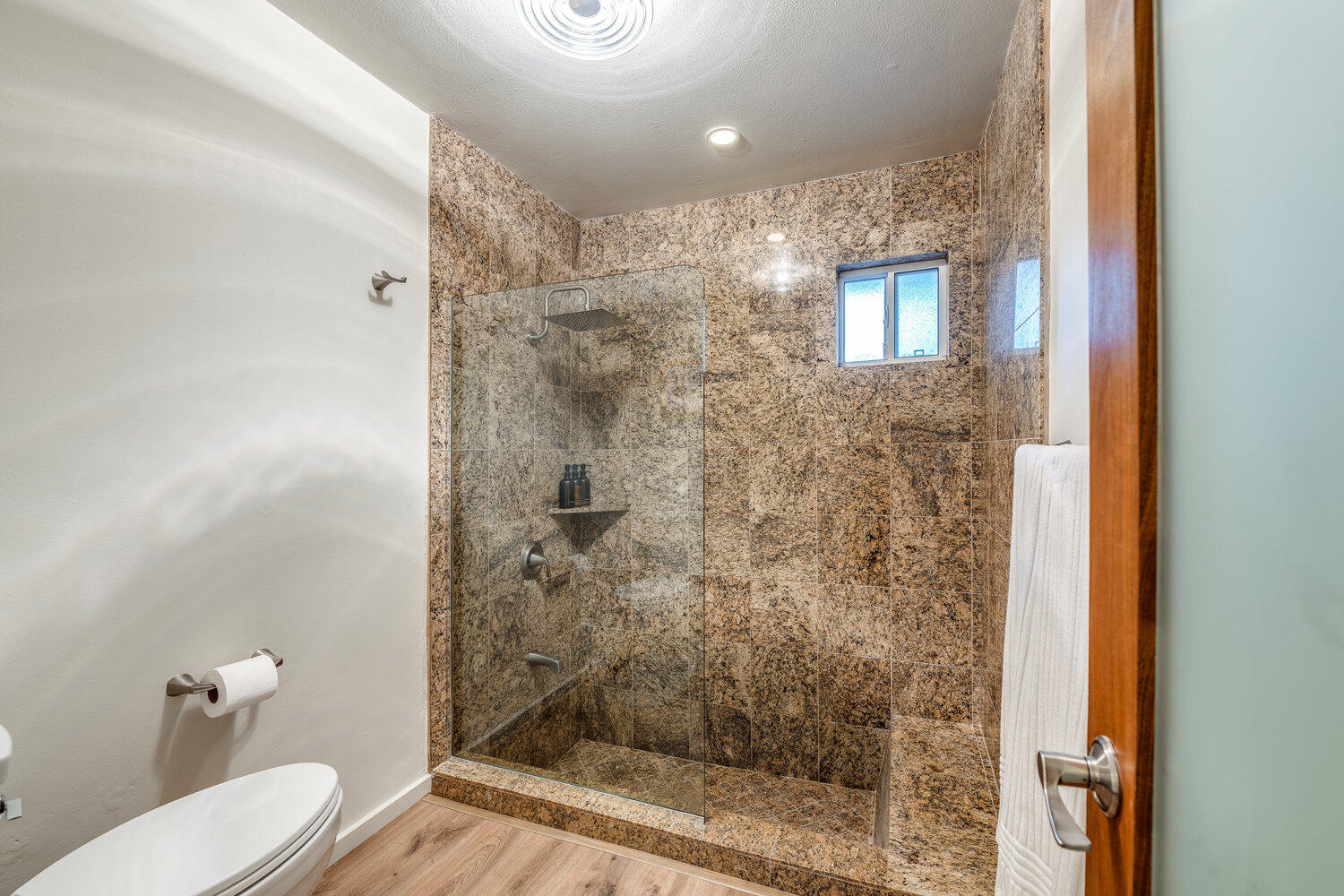 Palm Springs, California 92264, United States, 3 Bedrooms Bedrooms, ,2 BathroomsBathrooms,Residential,Active,241407